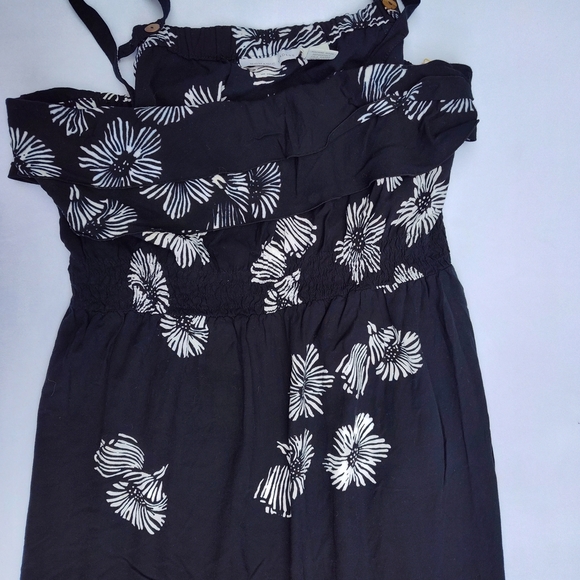 NWOT Nomadic Traders Black and White Floral Summer Maxi Dress With Ruffle Detail - Picture 4 of 4